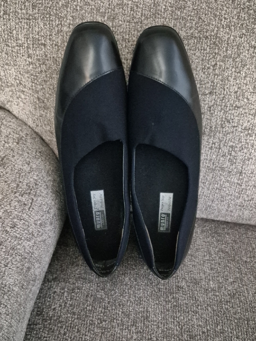 Womens Munro "Julia" Black Size 9.5